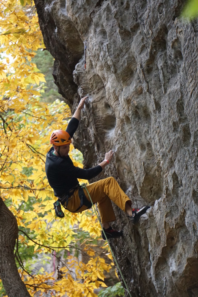 CragDaddy starting the Check Your Grip 12a send train