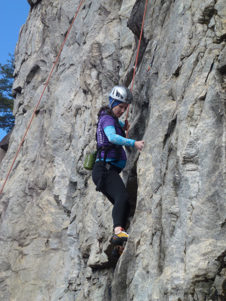 the mountain mama by mad rock: a pregnancy climbing harness!